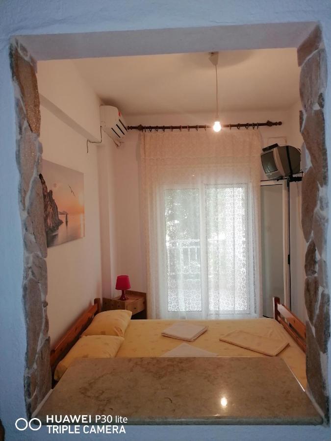 Velikis Apartments Toroni Exterior foto